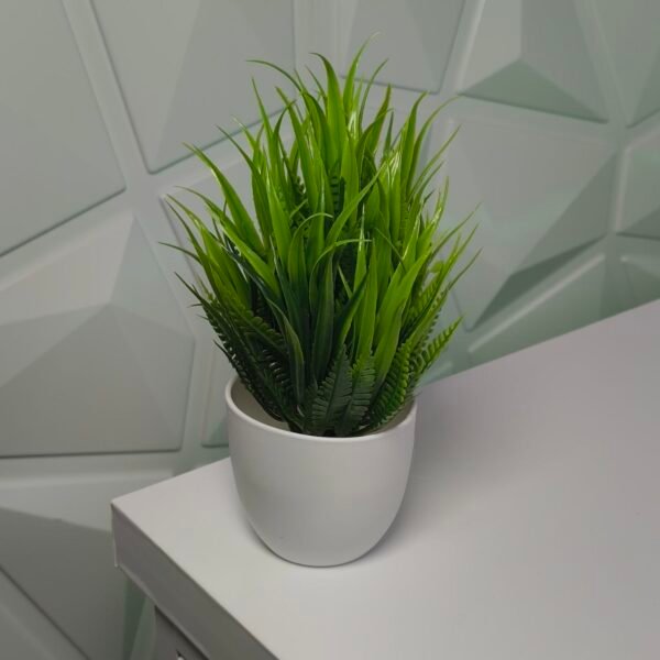 4 pcs Artificial Potted Plants (white/green)