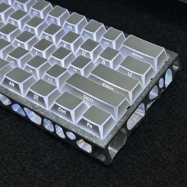 KEYCAPS transparent white
